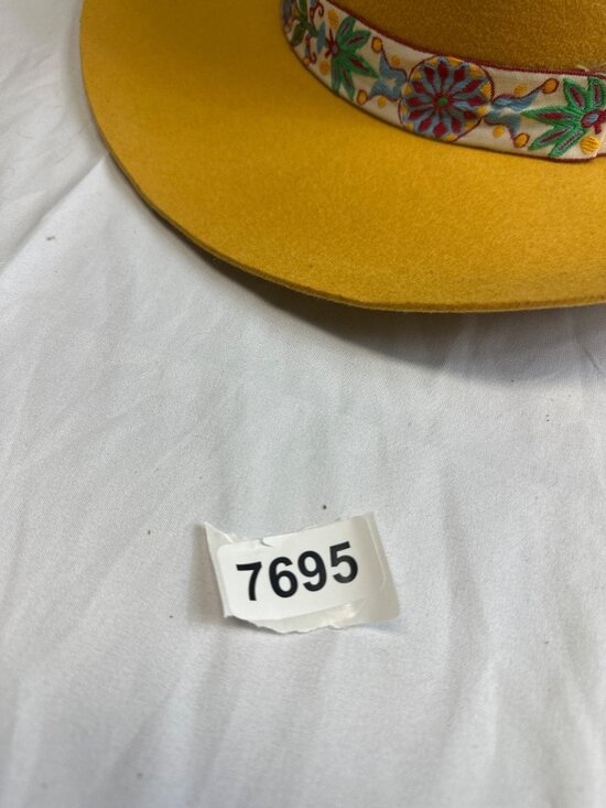 olive & pique adjustable , feature allows this hat to fit a wide range of heads main image 3